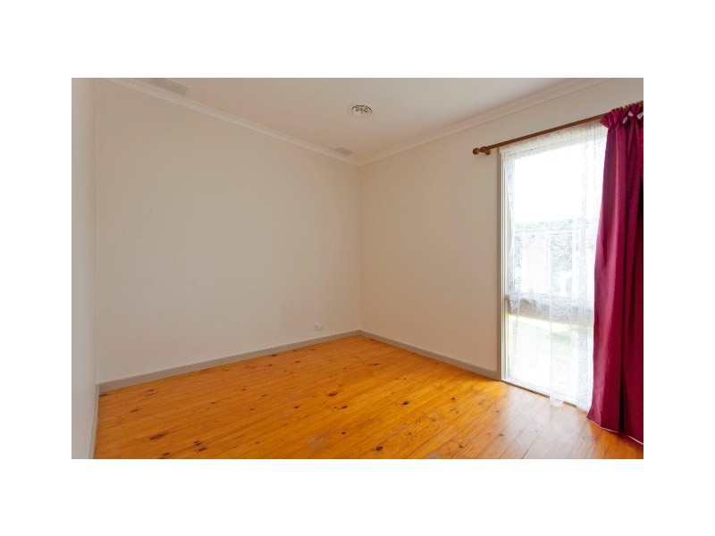 30 McFarland Road, Wodonga VIC 3690