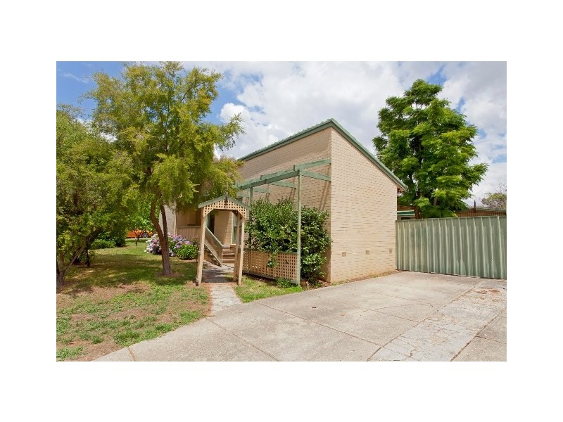 30 McFarland Road, Wodonga VIC 3690