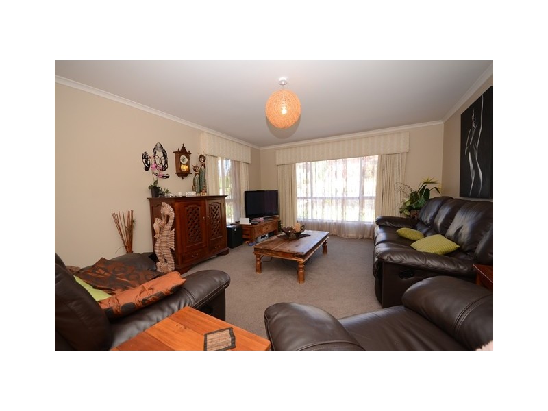 35 Marimba Circuit (Norris Park), North Albury NSW 2640