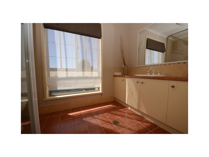 35 Marimba Circuit (Norris Park), North Albury NSW 2640