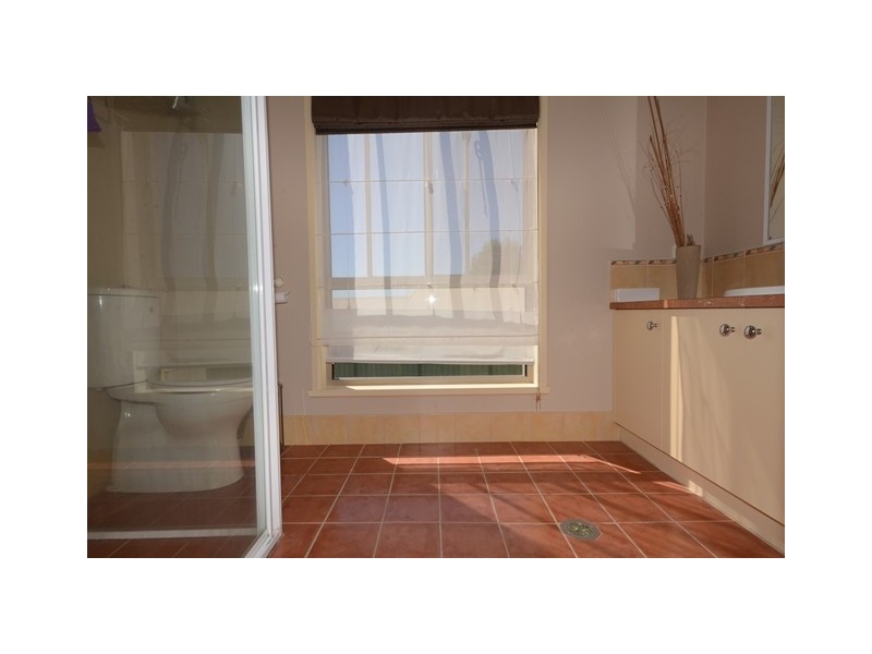 35 Marimba Circuit (Norris Park), North Albury NSW 2640