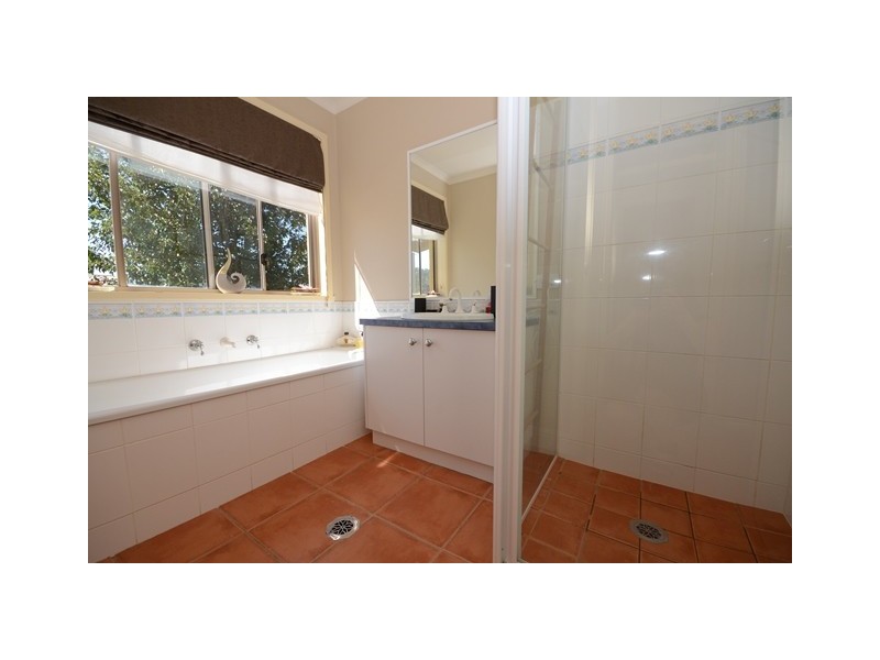 35 Marimba Circuit (Norris Park), North Albury NSW 2640