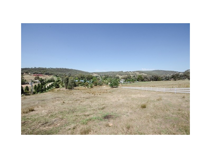 882 Centaur Road, Lavington NSW 2641