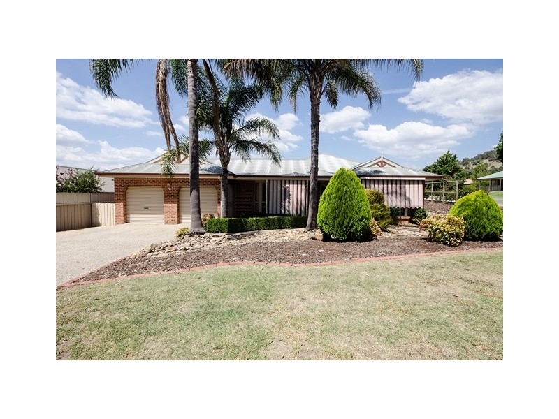 28 Lawson Street, Wodonga VIC 3690