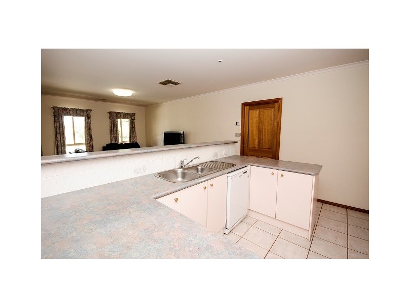 28 Lawson Street, Wodonga VIC 3690