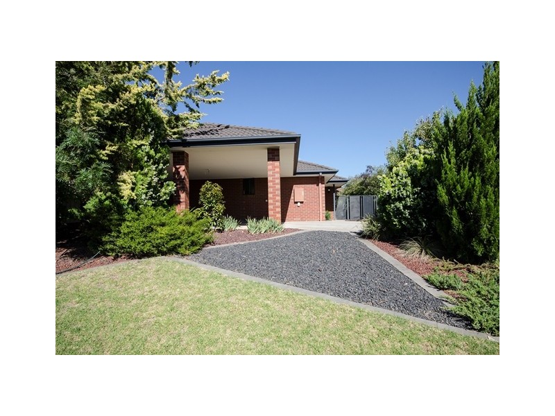 13 Pickering Place, Wodonga VIC 3690