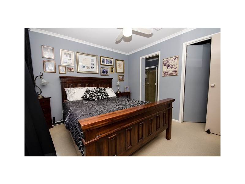 13 Pickering Place, Wodonga VIC 3690