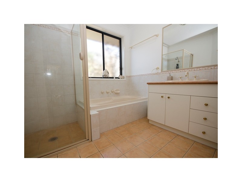 13 Pickering Place, Wodonga VIC 3690