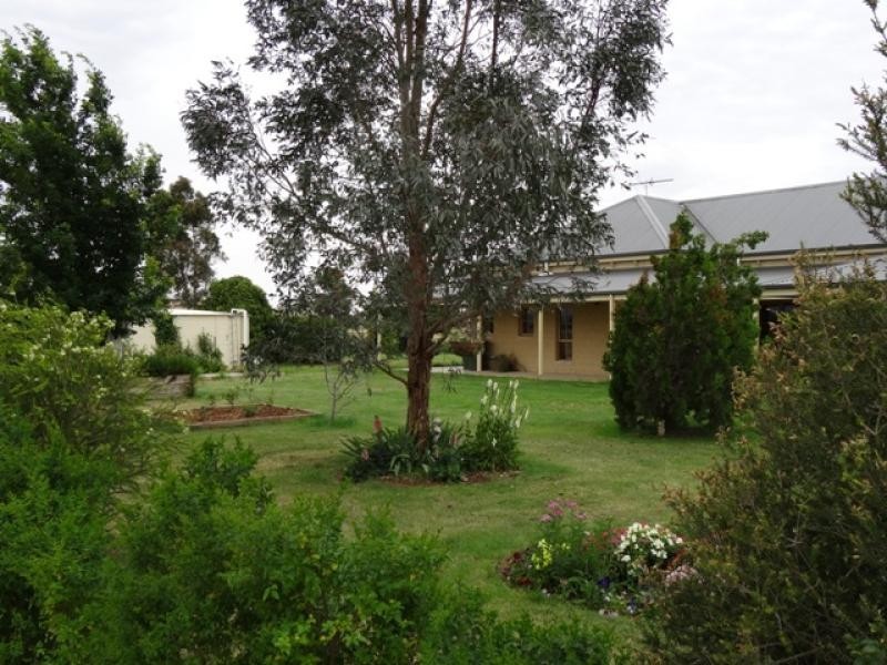 609 Petticoat Lane, Londrigan VIC 3678