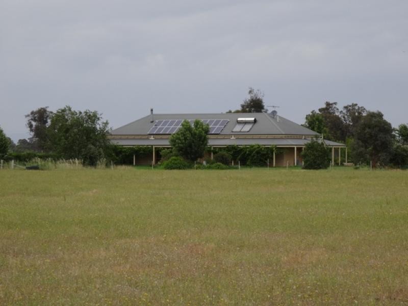 609 Petticoat Lane, Londrigan VIC 3678