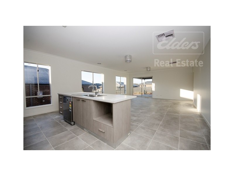 43 Wellington Drive, Thurgoona NSW 2640