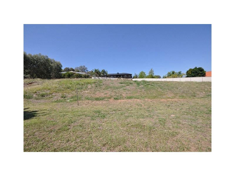 12 Donnington Drive, Wodonga VIC 3690