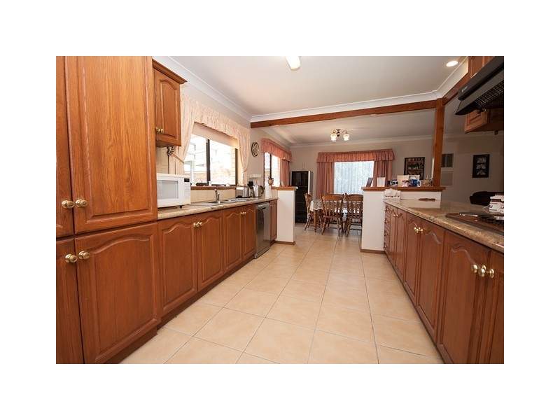 14 Allamar Court, Tawonga South VIC 3698