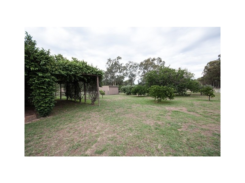 25 Cemetery Road, Barnawartha VIC 3688