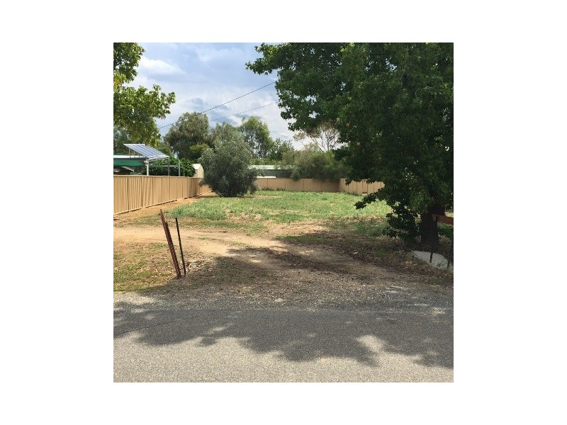 63 Read Street, Howlong NSW 2643