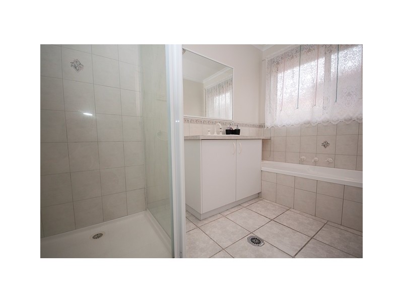 4 Birdie Street, Wodonga VIC 3690