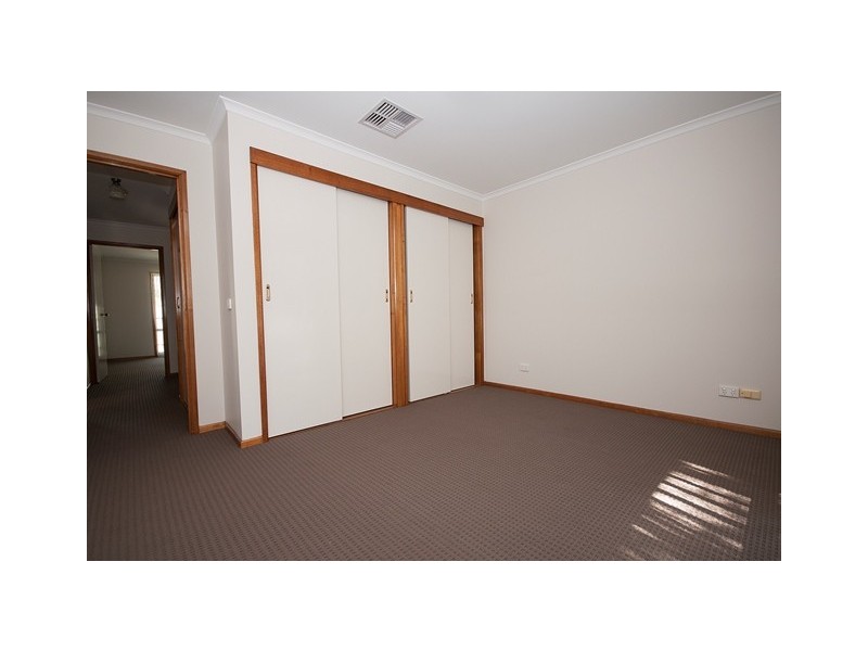 2/25 Kelly Street, Wodonga VIC 3690