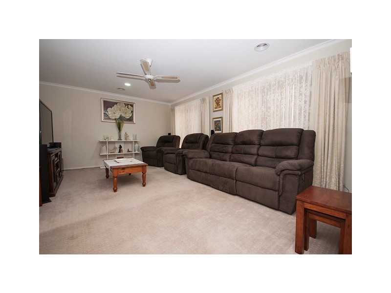 2 Lightwood Drive, Wodonga VIC 3690