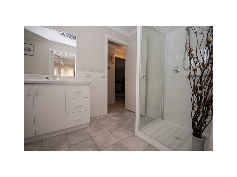 2 Lightwood Drive, Wodonga VIC 3690