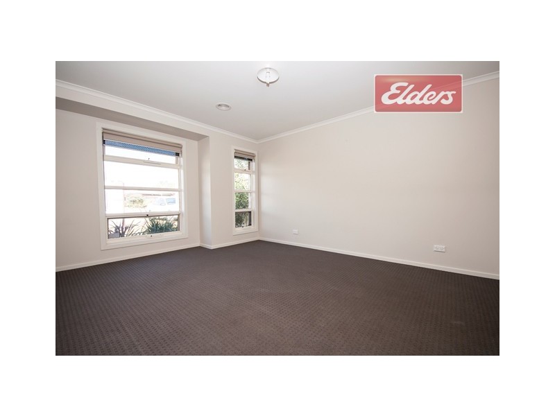 15 Murray Way, Wodonga VIC 3690