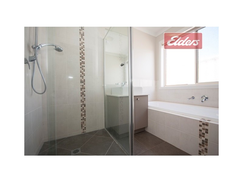 15 Murray Way, Wodonga VIC 3690