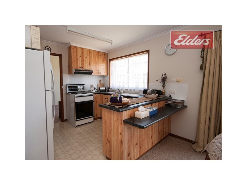 1/585 Hague Street, Lavington NSW 2641