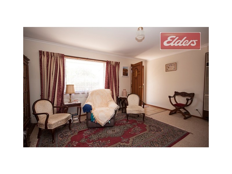 1/585 Hague Street, Lavington NSW 2641