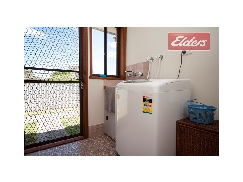1/585 Hague Street, Lavington NSW 2641