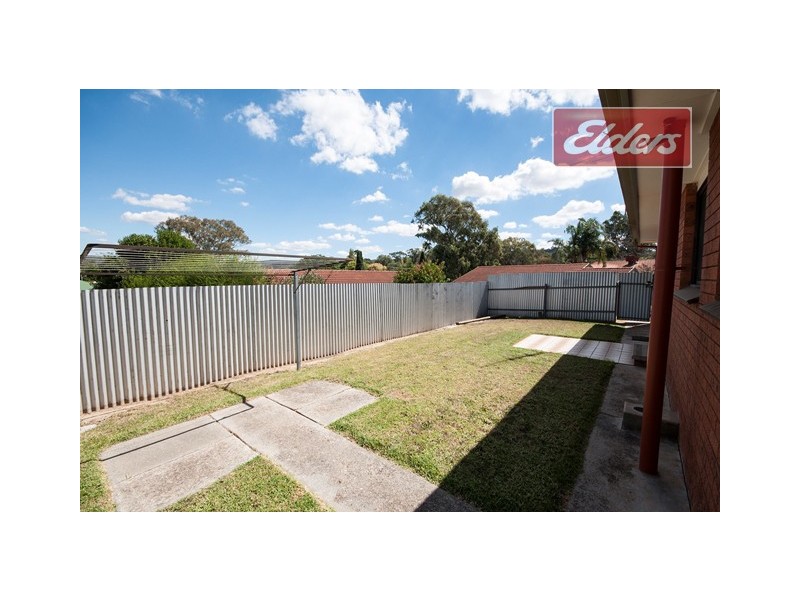 1/585 Hague Street, Lavington NSW 2641