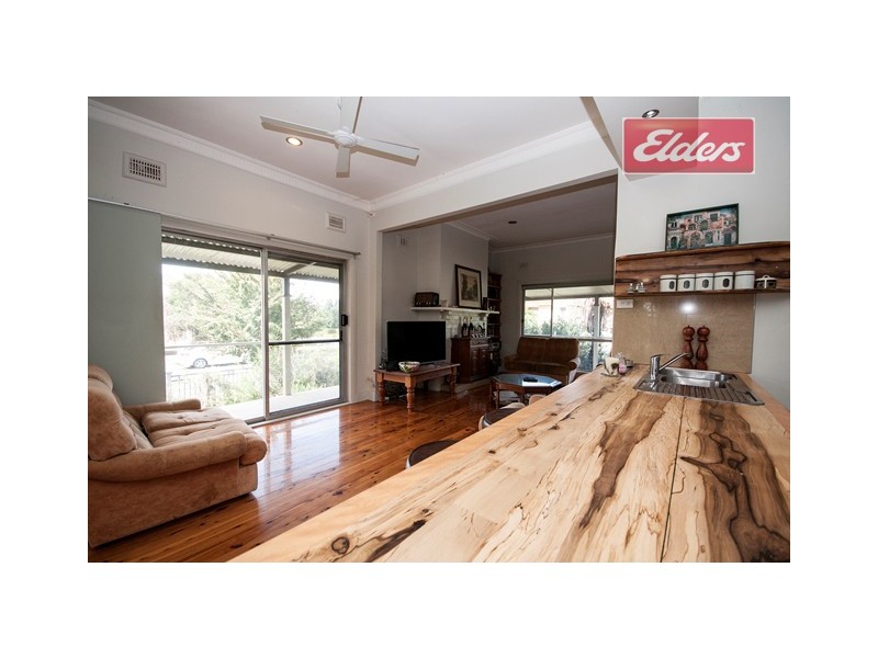 528 Cowper Street, Albury NSW 2640