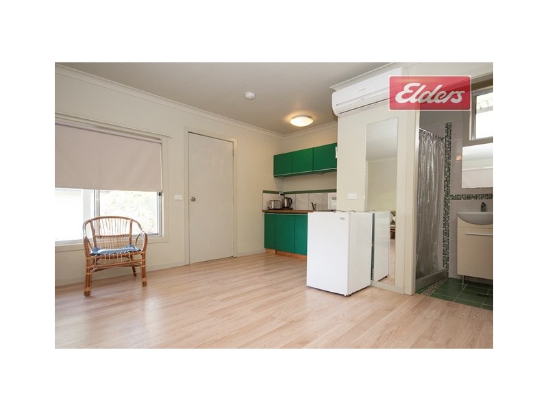 528 Cowper Street, Albury NSW 2640