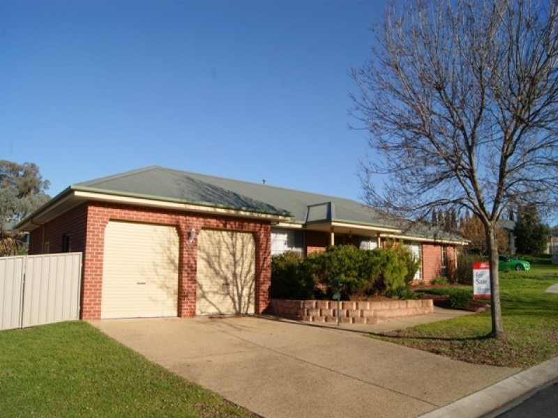 13 Firestone Way, Wodonga VIC 3690