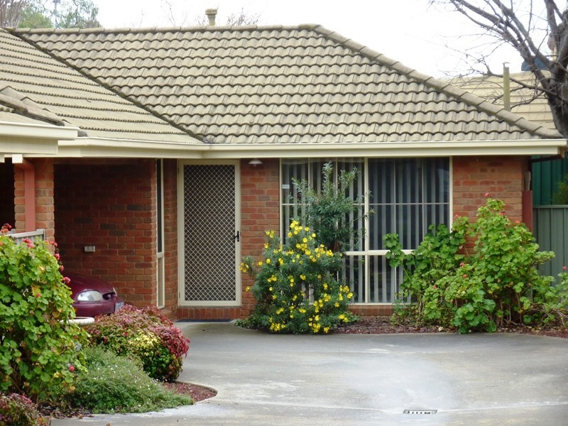 2/376 Rau Street, East Albury NSW 2640