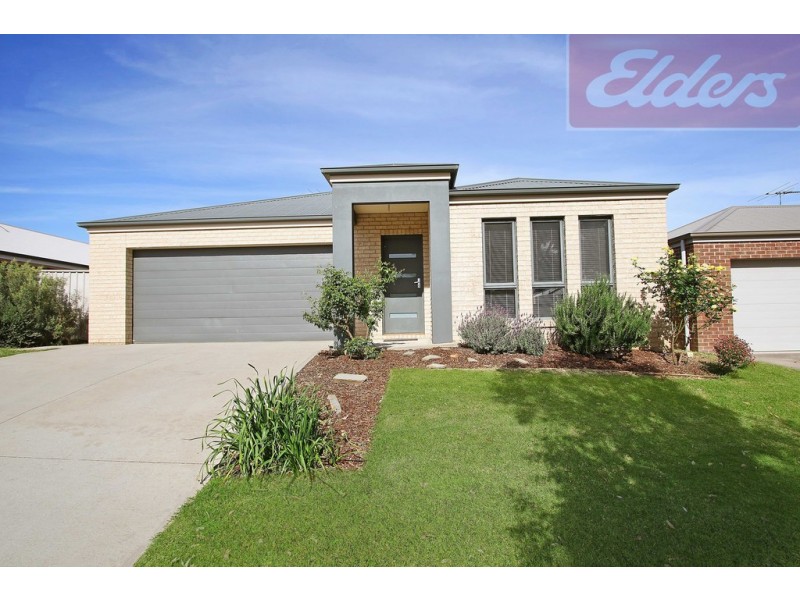 10 Chafia Place, Springdale Heights NSW 2641