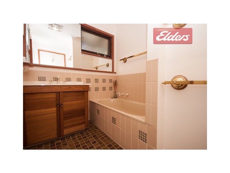 98 Star Lane, Wooragee VIC 3747