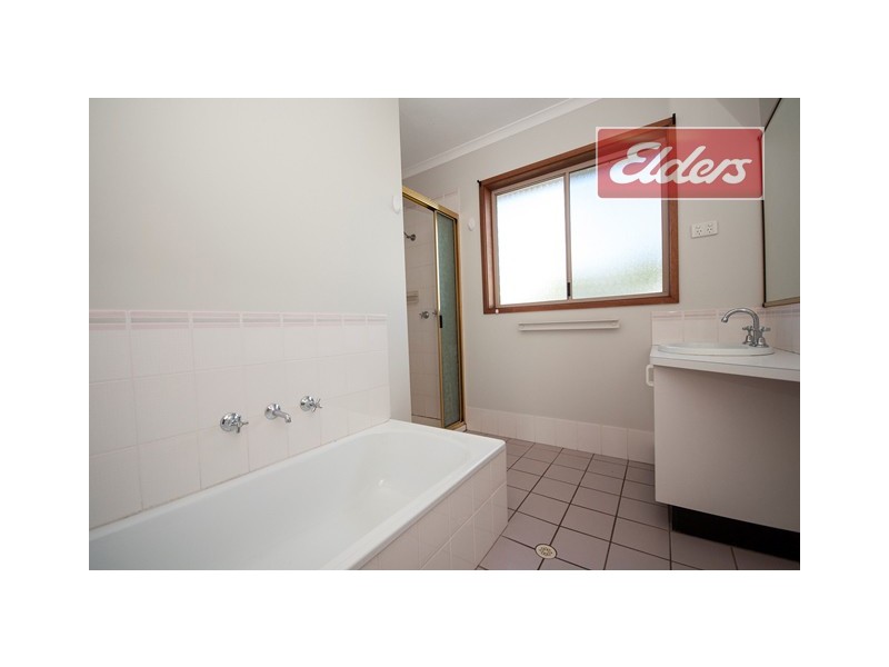 65 Mayfair Drive, Wodonga VIC 3690