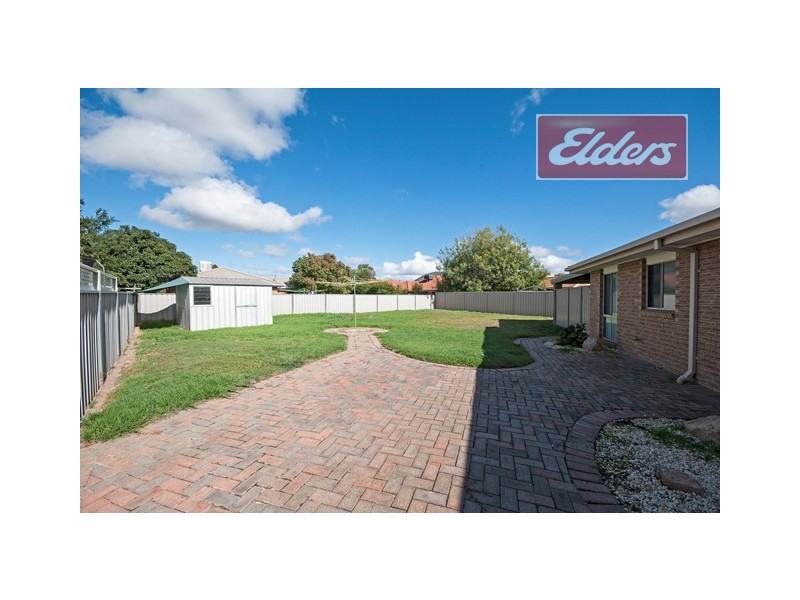 65 Mayfair Drive, Wodonga VIC 3690