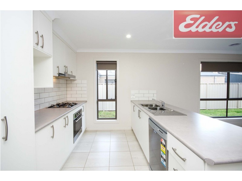 37 Kenna Street, Wodonga VIC 3690