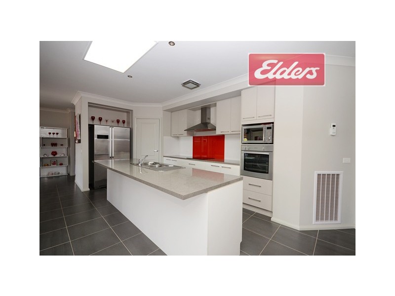 10 Bremer Street, Wodonga VIC 3690