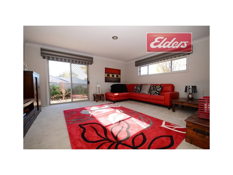 10 Bremer Street, Wodonga VIC 3690