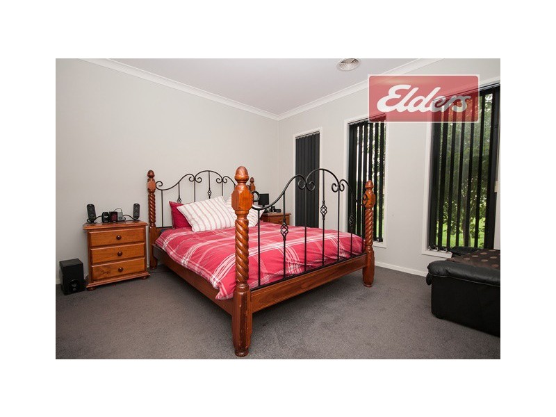 2 Mackenzie Crescent, Wodonga VIC 3690