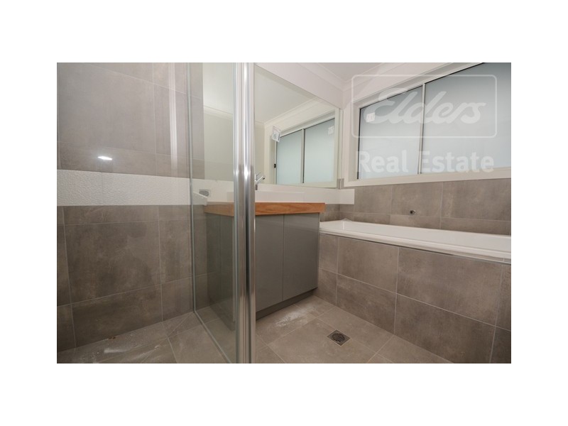 96 Pickworth Street, Thurgoona NSW 2640