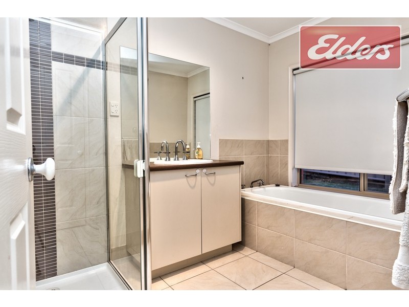 27 Valerian Terrace, Baranduda VIC 3691