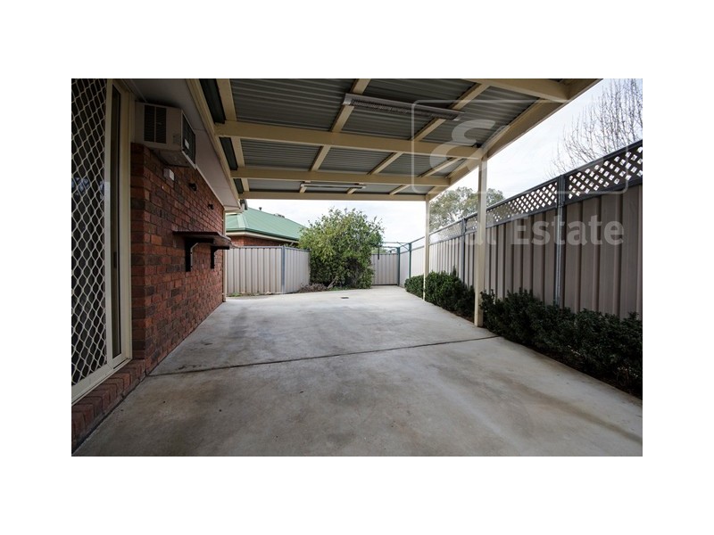 1/8 Kingsbury Court, Wodonga VIC 3690