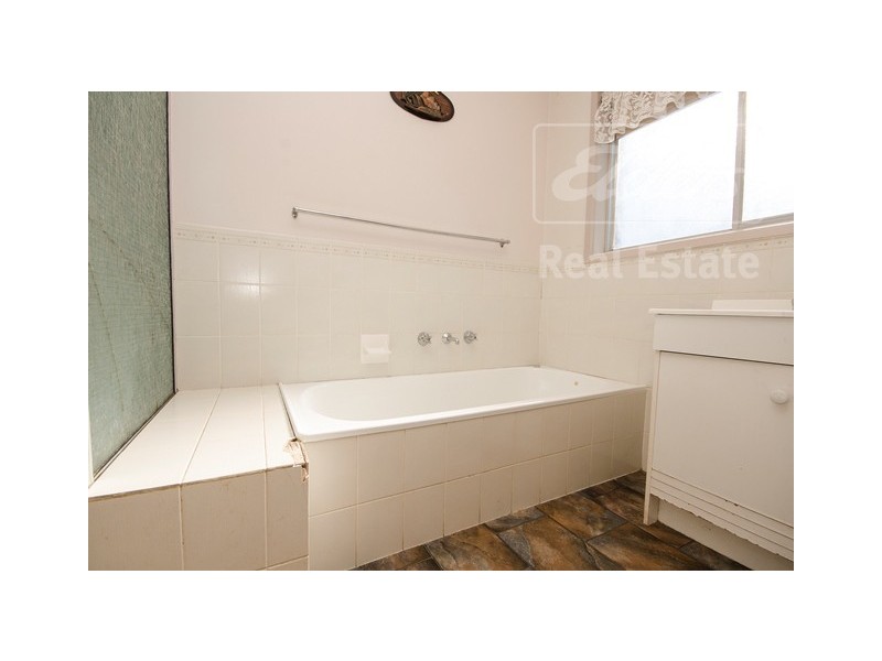 5 Ian Court, Wodonga VIC 3690