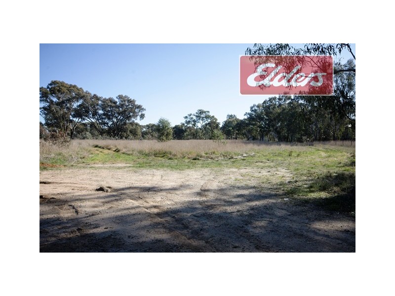495 Dallinger Road, Lavington NSW 2641