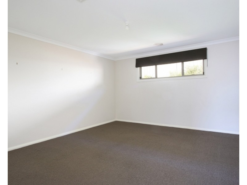 6 Dempster Place, Leneva VIC 3691