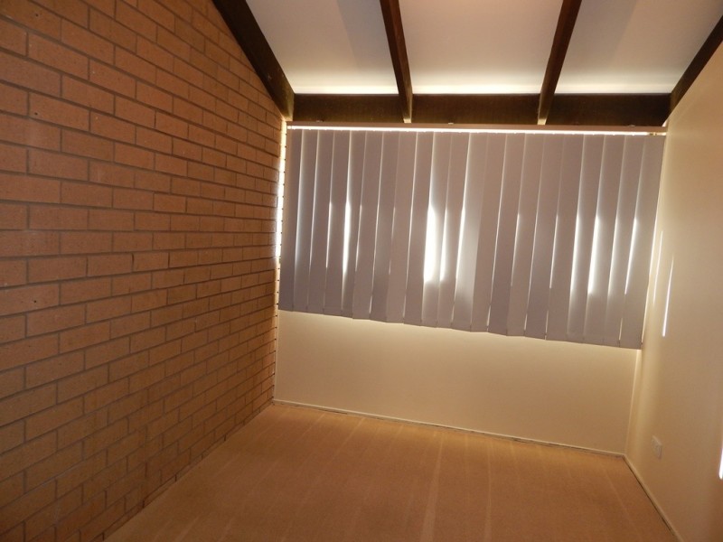 15/429 Griffith Road, Lavington NSW 2641