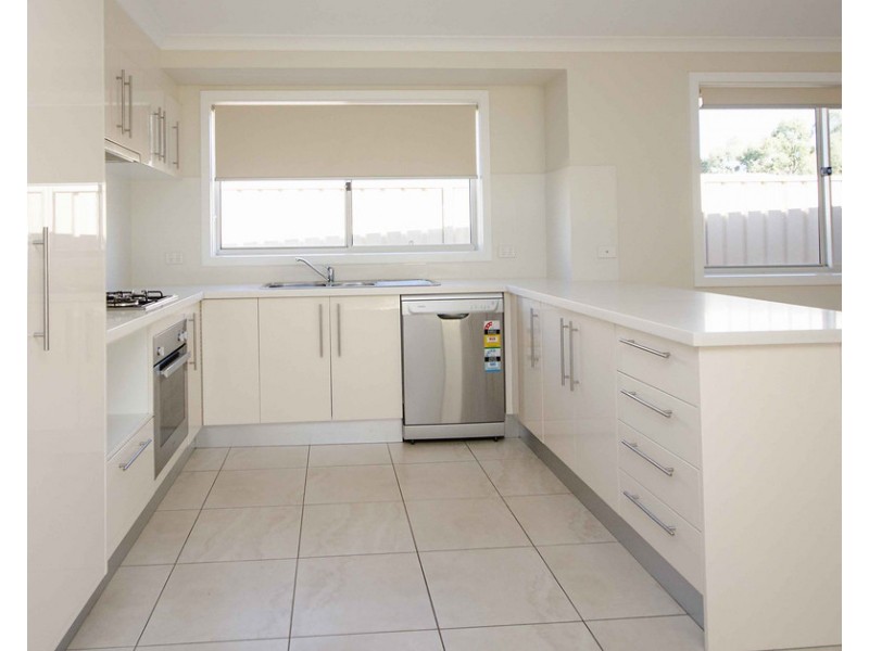 3 Wattlebird Drive, Bandiana VIC 3694