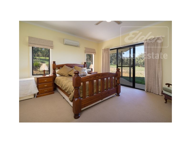 166 O’Neill Lane, Sandy Creek VIC 3695